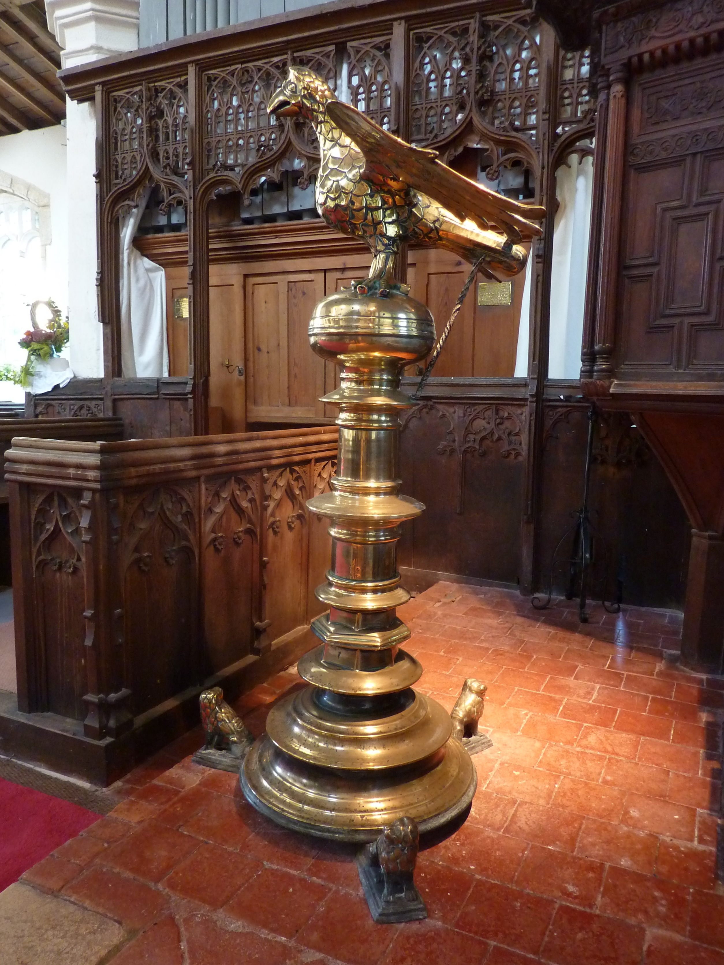 tblectern1